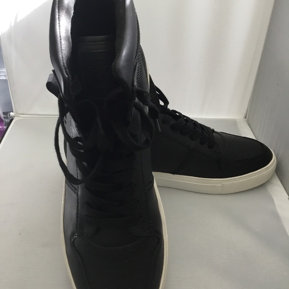 EXPRESS CHUKKA SNEAKERS FOR MEN. main image 4